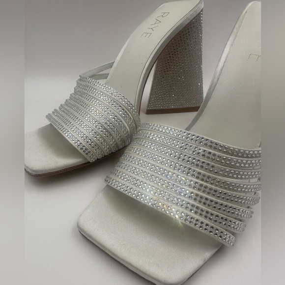RAYE Silver White Mule Slides Square Toe Heel Wide Tapered Strap Size 7 Zappa - Picture 5 of 10